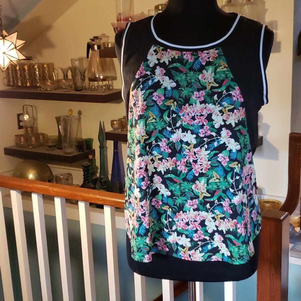 Xilration Womens Black And Floral Faux Raglan Sleeveless Top